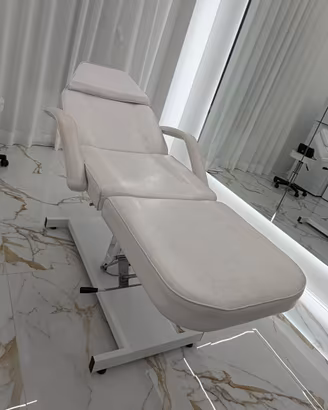 Lettino per medico estetico/estetista