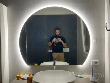 Specchio LED 130 cm specchiera