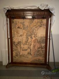 Appendiabiti da parete con arazzo