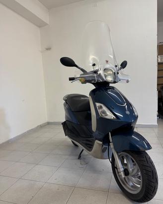 Piaggio Fly 50