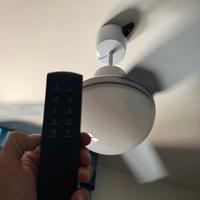 Vortice ventilatore e lampadario