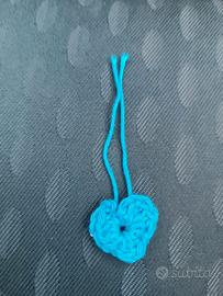 Portachiavi fatto a mano all'uncinetto 