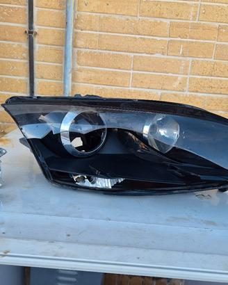 faro anteriore e fendinebbia per audi tt
