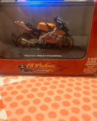 Modellino Honda RC211V 2005