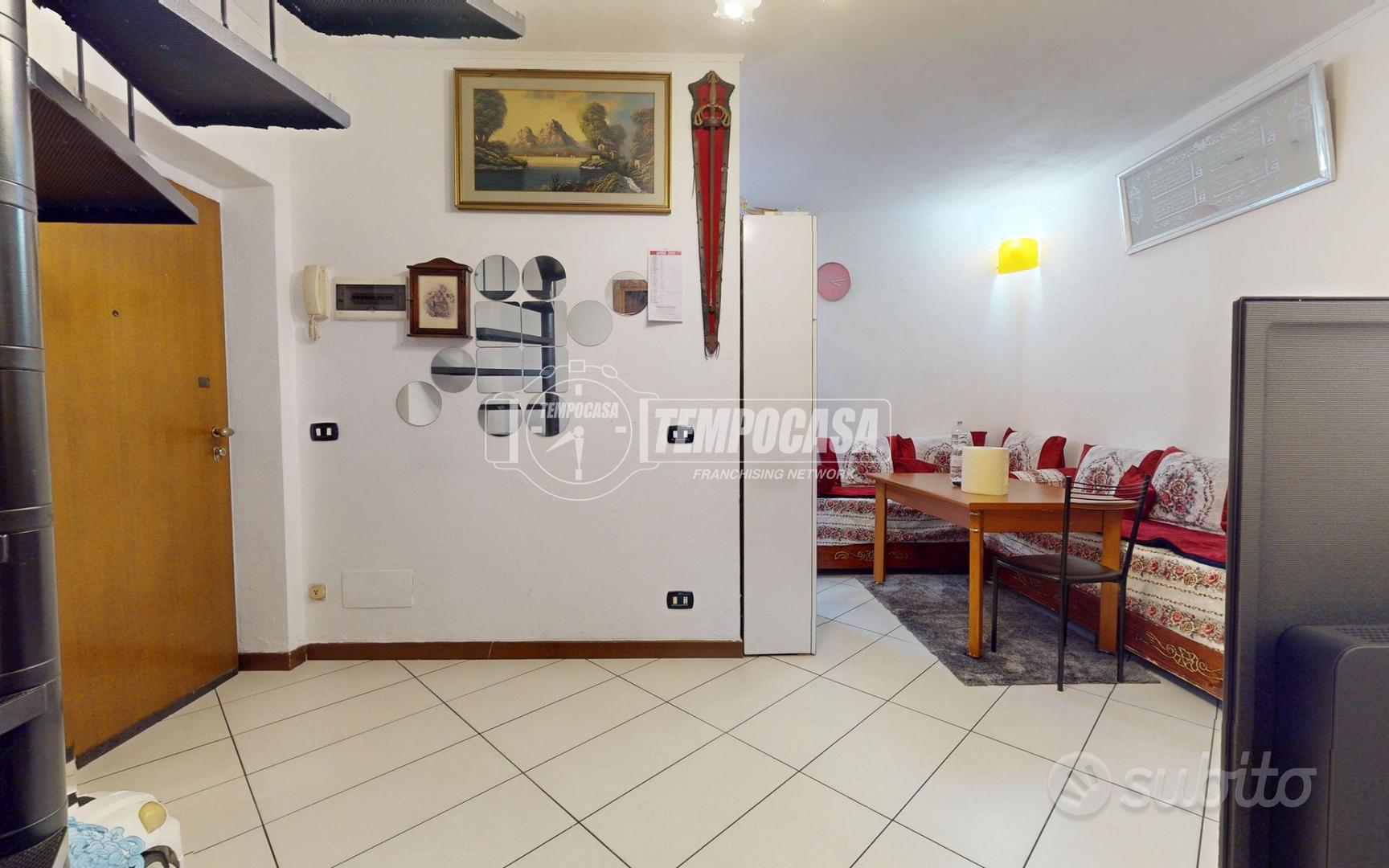 2 locali con soppalco in centro - Vista 3