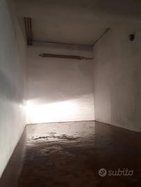 Ampio Box - Via Oratorio 46A, Pero (MI)