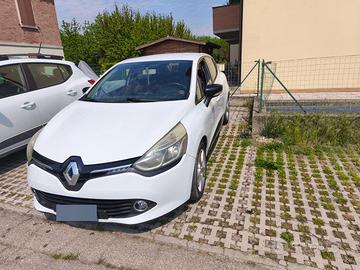 Renault Clio IV 1.5 75 CV 55 kw neo patentati