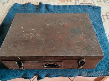 Cassa militare battle damage  mezzo Wehrmacht WW2