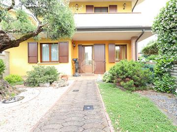 PORZIONE DI BIFAMILIARE A SAN GIORGIO BIGARELLO