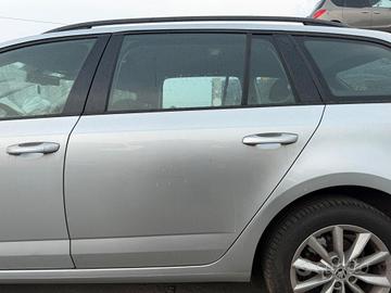 PORTIERA POSTERIORE SINISTRA SKODA Octavia S.Wagon