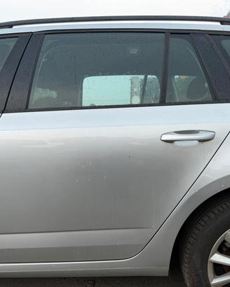 PORTIERA POSTERIORE SINISTRA SKODA Octavia S.Wagon