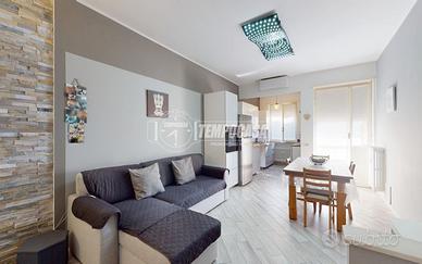 2 LOCALI - RISTRUTTURATO - LIBERO SUBITO - BOX AUT