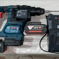 Bosch GBH 18V-22 + 2 Batterie 18V 4.0Ah+Caricatore