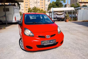 Toyota Aygo 1.0 12V VVT-i 5 porte Now 2011