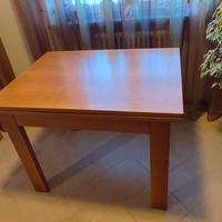 tavolo con sedie legno