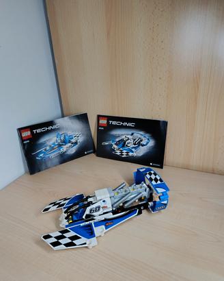 Set LEGO Technic 42045 Idroplano da
Corsa.