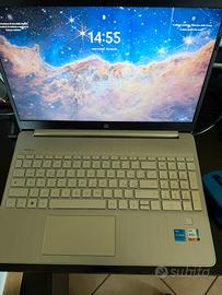 Notebook HP ( descrizioni vedi foto)