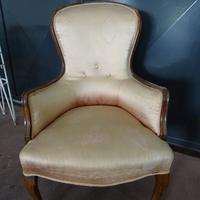 Poltroncina pimi '900 in noce