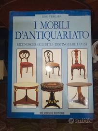I mobili d'antiquariato De Vecchi editore