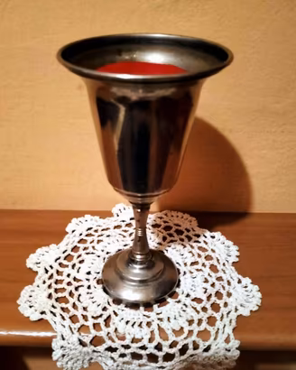 CALICE ANTICATO CON CANDELA ROSSA FUSA *NUOVO*