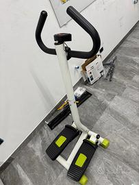 Stepper da casa con manubrio e display LCD