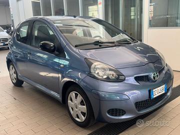 Toyota Aygo 1.0 12V VVT-i 5 porte Sol PREZZO REALE
