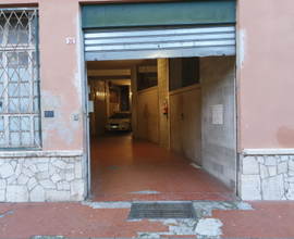 Posti moto affitto Via del Commercio Genova