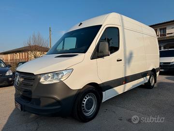 Mercedes-benz Sprinter F37/35 317 CDI F RWD TA Fur