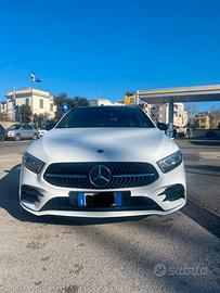 MERCEDES CLASSE A 180D PREMIUM AMG