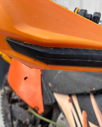 Paramano per motocross