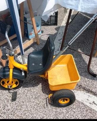 triciclo per bambini