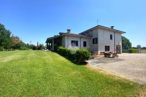 VILLA SINGOLA A SAN POSSIDONIO