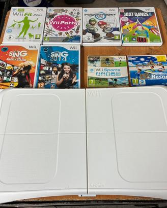 Console wii con di wiibalance giochi e Telecomandi