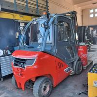 Carrello elevatore diesel 2500kg di portata Linde
