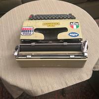 Macchina da scrivere