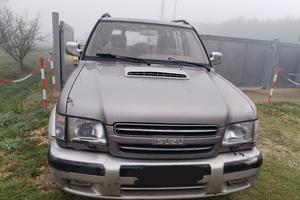 Isuzu Trooper