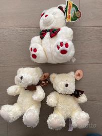 Orsetti peluche bianchi
