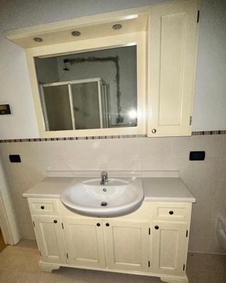Mobili bagno piano in marmo lavandino in ceramica