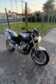 Honda hornet 600