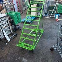ESPOSITORE CON RUOTE CASSETTE DI FRUTTA 35562