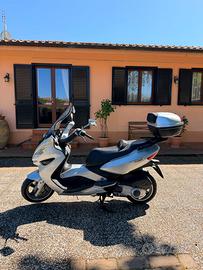 Malaguti madison rs 250