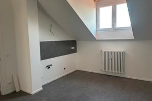 Mansarda completamente ristrutturata e arredata