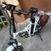 Bicicllettta a pedalata assistita