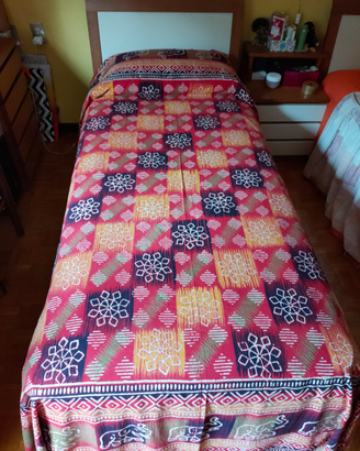 N. 2 teli copriletto cotone etnici