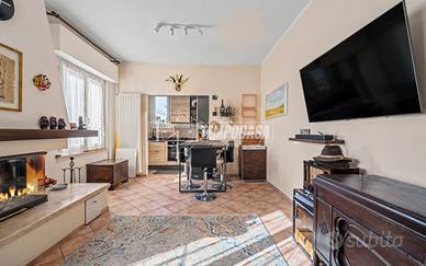 5 Locali con terrazzo, balcone, garage a Bagnacava