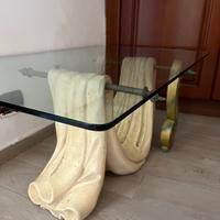 Tavolino vintage per arredo interno