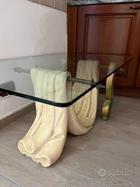 Tavolino vintage per arredo interno