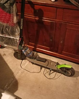 Monopattino elettrico Mackwell-clone Xiaomi 