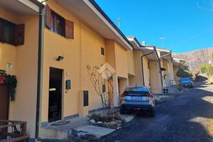 CASA SEMINDIPENDENTE A CORIO