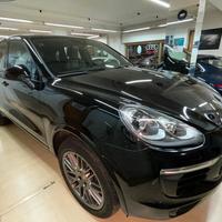 PORSCHE CAYENNE PLATINUM diesel 2018 km 90000